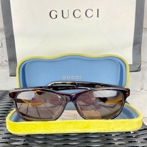Gucci women sunglasses NEW